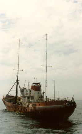 The Ross Revenge with two new masts